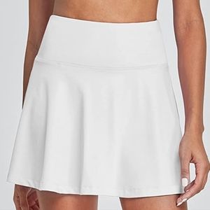 Women With Control Skort